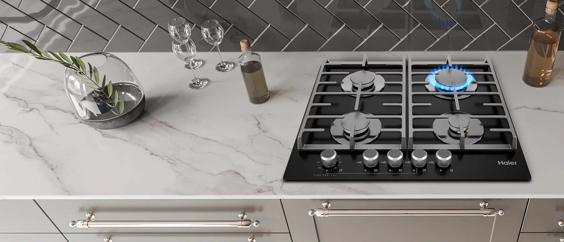 Материал поверхности — закалённое стекло